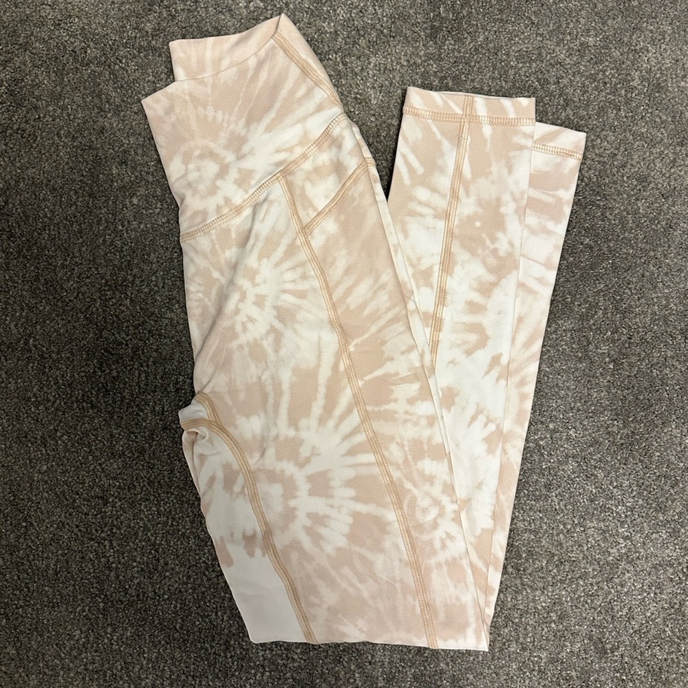CLS Sportswear Cross Waist Scrunch Leggings